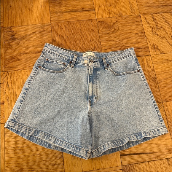 Abercrombie & Fitch Pants - Abercrombie & Fitch Curve Love Dad Short